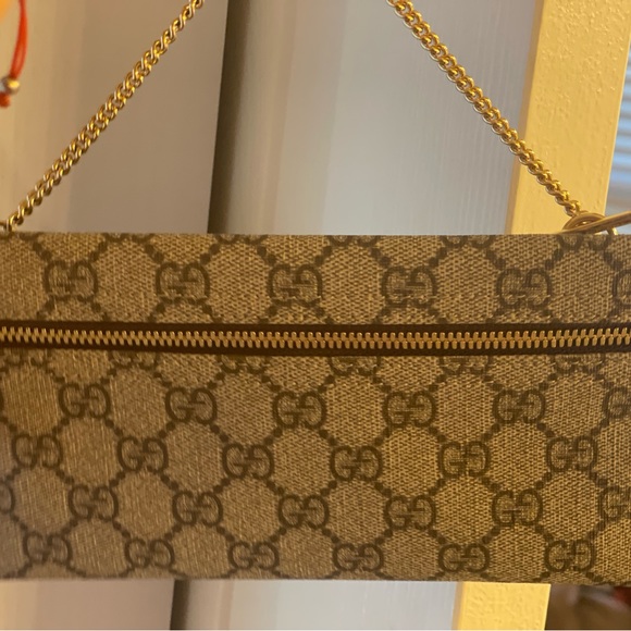 Gucci Monogram Large Rajah Chain Tote with attached wallet/clutch - Picture 8 of 9